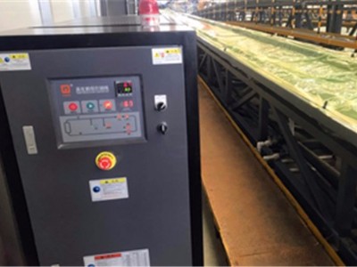 風(fēng)電葉片模具溫度控制機(jī)，「歐能機(jī)械」自適應(yīng)模糊PID控制系統(tǒng)