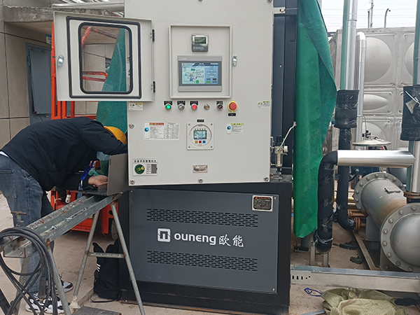 化工用電加熱導熱油爐控溫，改善半導體材料生產