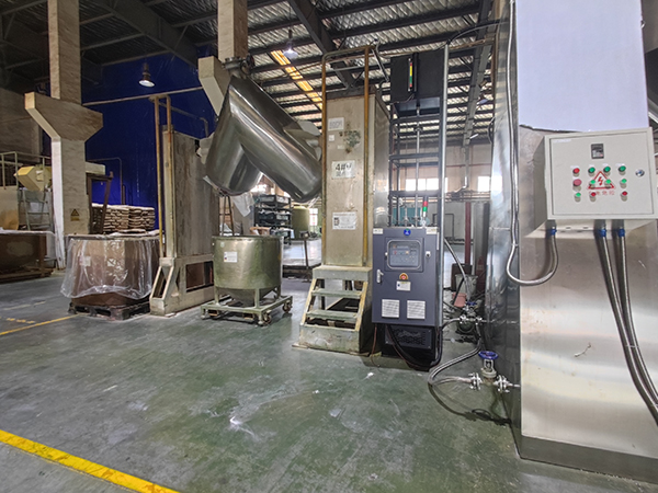 化工行業干燥油溫機應用，實現PVC顆粒干燥的完美控溫